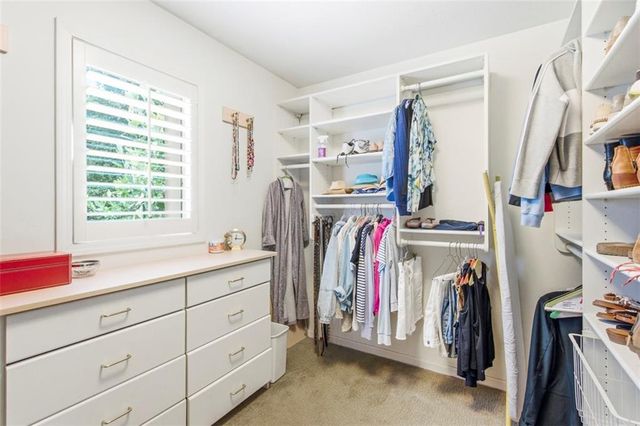 3604 W 129th Street, Leawood, KS 66209