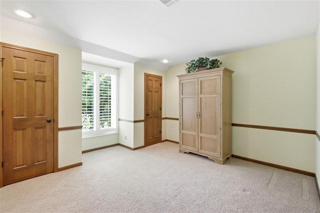 3604 W 129th Street, Leawood, KS 66209