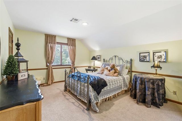 3604 W 129th Street, Leawood, KS 66209