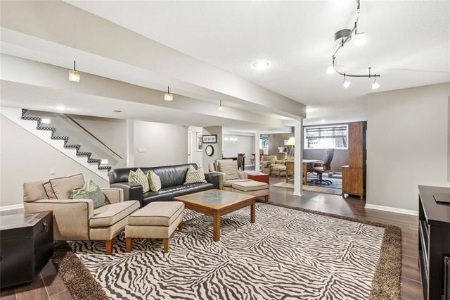 3604 W 129th Street, Leawood, KS 66209