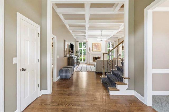 3604 W 129th Street, Leawood, KS 66209