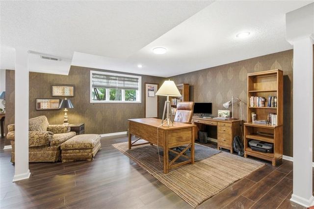 3604 W 129th Street, Leawood, KS 66209