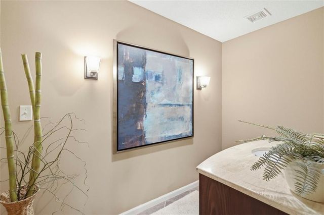 3604 W 129th Street, Leawood, KS 66209