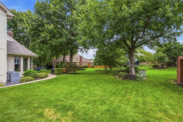 3604 W 129th Street, Leawood, KS 66209