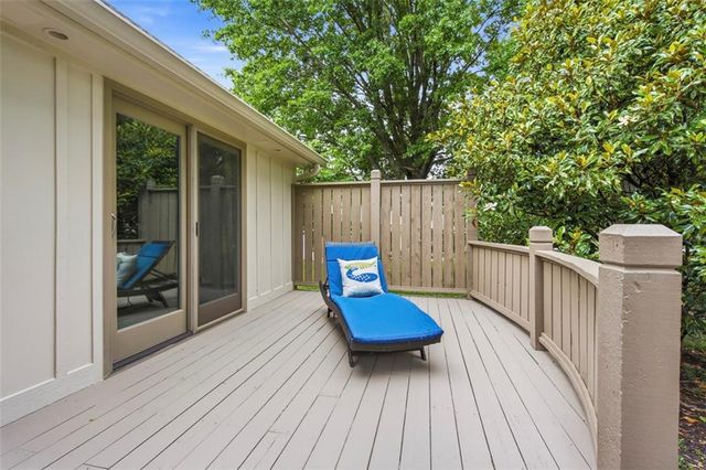 3604 W 129th Street, Leawood, KS 66209