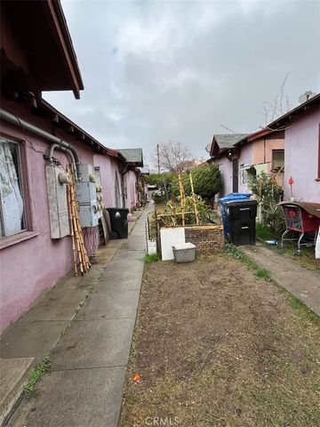 3361 Fletcher Dr, Los Angeles, CA 90065