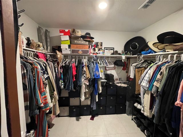 803 Odlozil Lane, Ennis, TX 75119