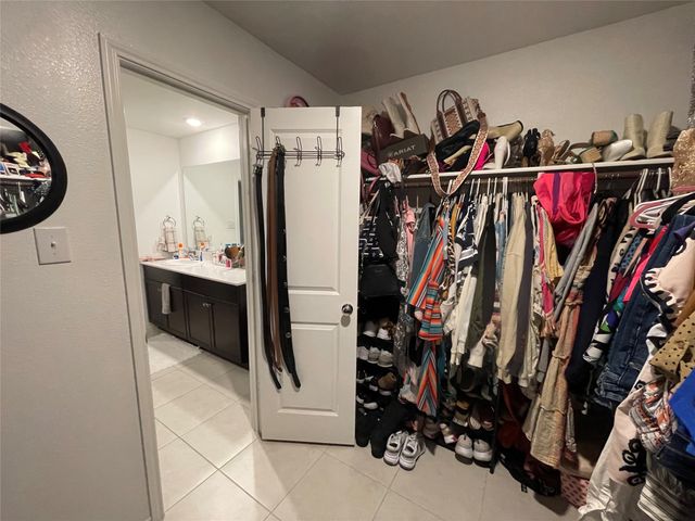 803 Odlozil Lane, Ennis, TX 75119