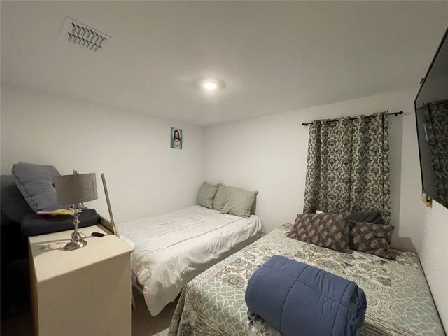 803 Odlozil Lane, Ennis, TX 75119