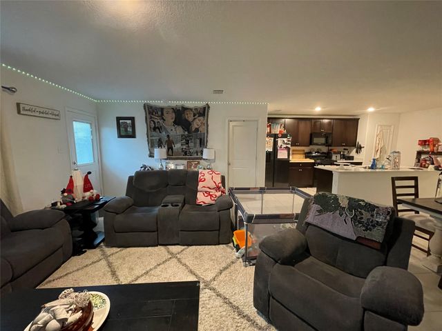 803 Odlozil Lane, Ennis, TX 75119