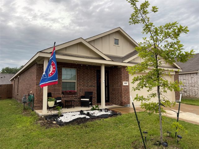 803 Odlozil Lane, Ennis, TX 75119