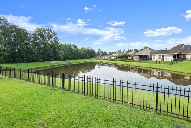 30682 Dunn Rd, Denham Springs, LA 70726
