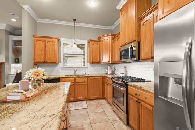 30682 Dunn Rd, Denham Springs, LA 70726