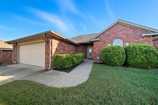 12520 SW 12th Street, Yukon, OK 73099