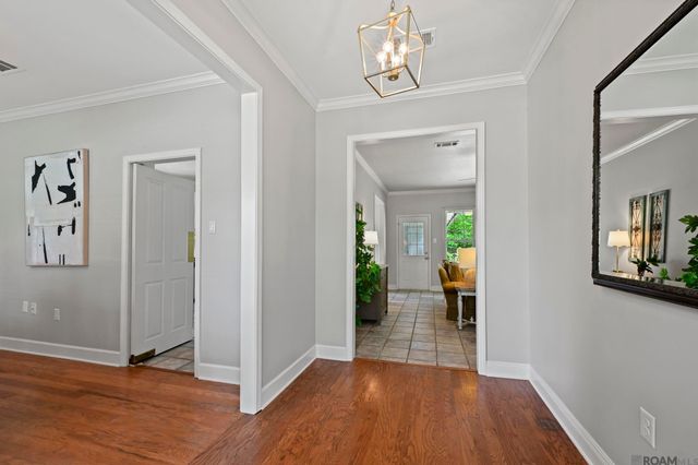 3531 Riverway Dr, Baton Rouge, LA 70820