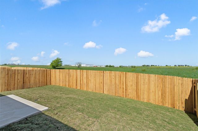700 Gemsbok DR, Hutto, TX 78634