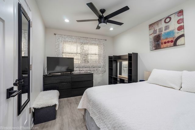 3318 N Oriole Avenue, Chicago, IL 60634