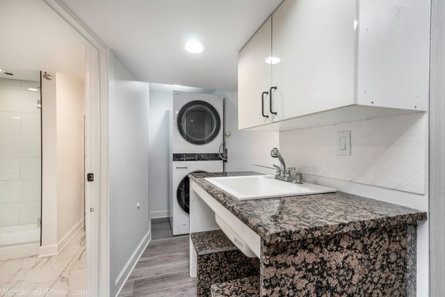 3318 N Oriole Avenue, Chicago, IL 60634
