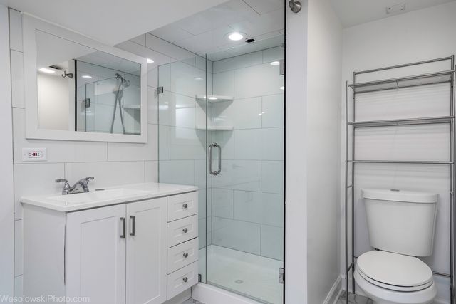 3318 N Oriole Avenue, Chicago, IL 60634