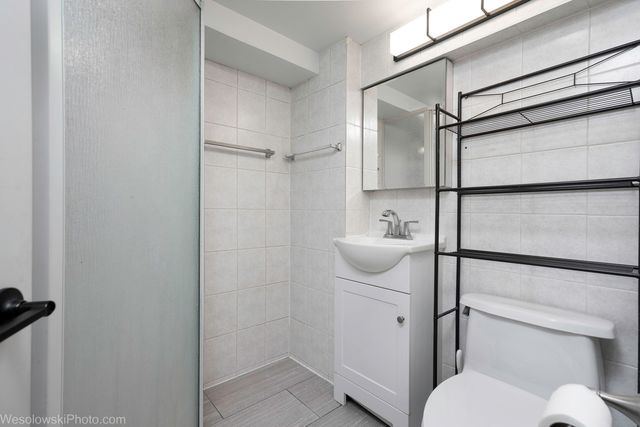 3318 N Oriole Avenue, Chicago, IL 60634
