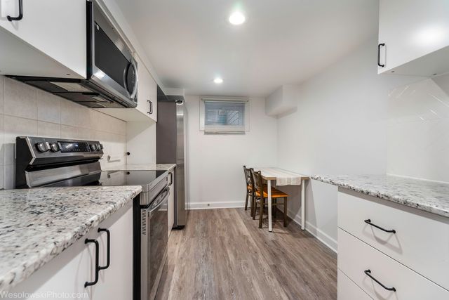 3318 N Oriole Avenue, Chicago, IL 60634