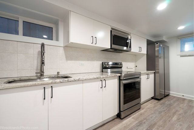 3318 N Oriole Avenue, Chicago, IL 60634