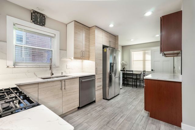 3318 N Oriole Avenue, Chicago, IL 60634