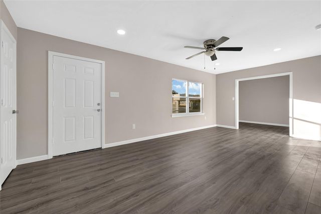 408 Speed Street, Wharton, TX 77488