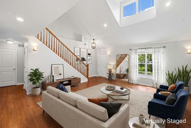 4444 Snowy Meadow Drive, Grove City, OH 43123