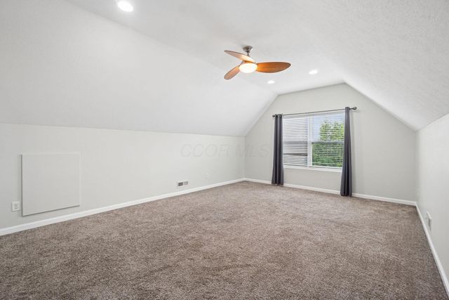 4444 Snowy Meadow Drive, Grove City, OH 43123