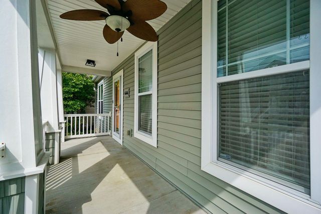 4444 Snowy Meadow Drive, Grove City, OH 43123