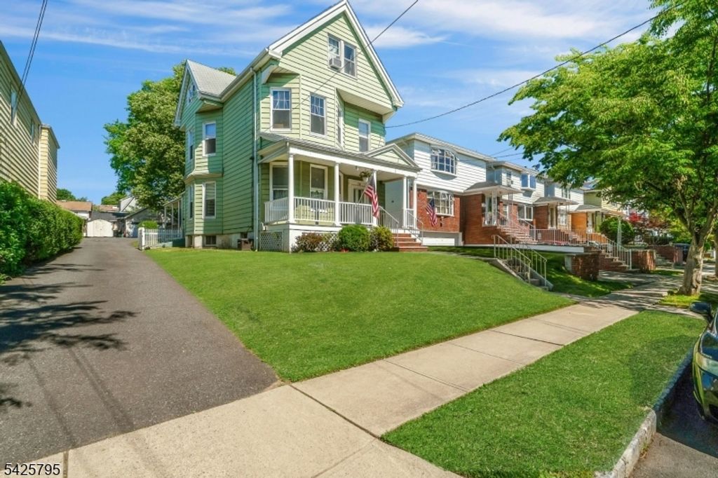 79 Dewitt Ave, Belleville Twp., NJ 07109