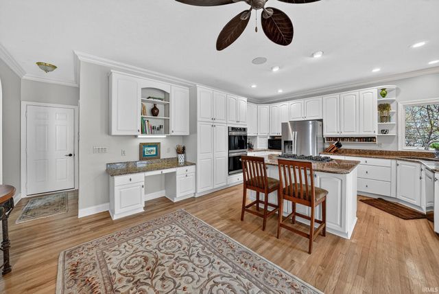 51801 Vance Vista Court, South Bend, IN 46628