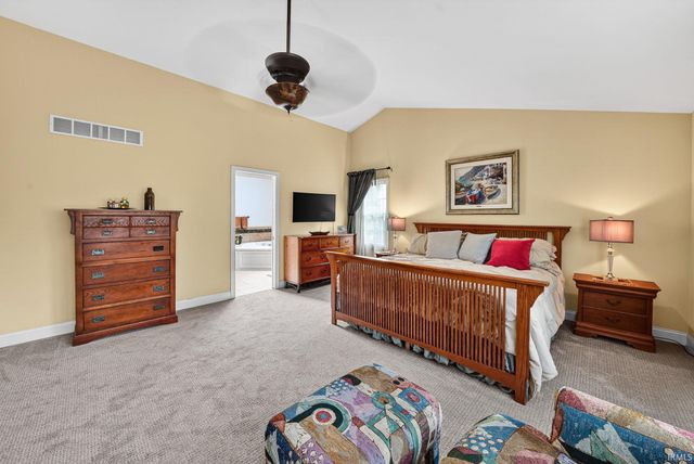 51801 Vance Vista Court, South Bend, IN 46628