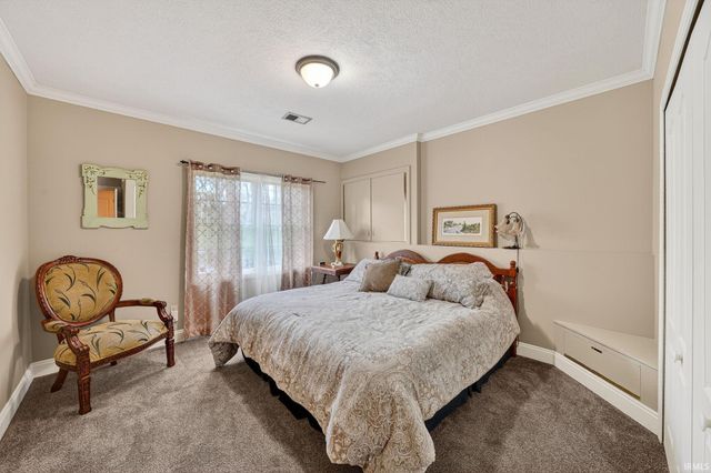 51801 Vance Vista Court, South Bend, IN 46628