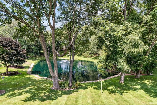 51801 Vance Vista Court, South Bend, IN 46628