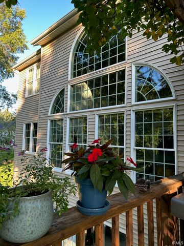 51801 Vance Vista Court, South Bend, IN 46628
