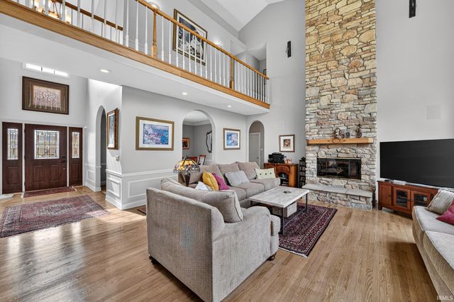 51801 Vance Vista Court, South Bend, IN 46628