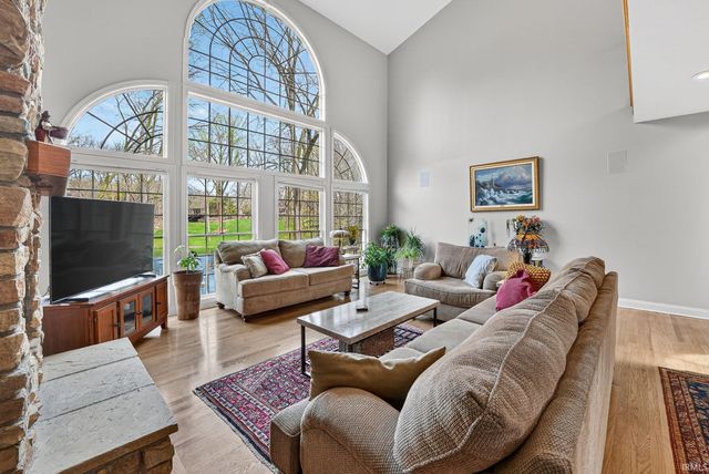 51801 Vance Vista Court, South Bend, IN 46628