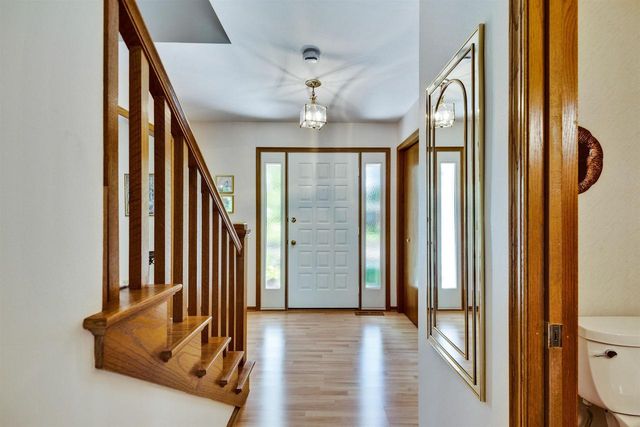 5110 Buffalo Trail, Madison, WI 53705