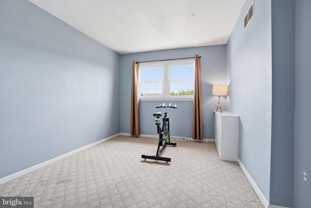 7825 CALVERT ST, Philadelphia, PA 19152