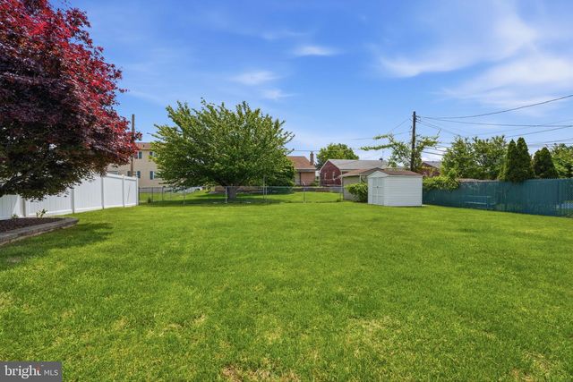 7825 CALVERT ST, Philadelphia, PA 19152