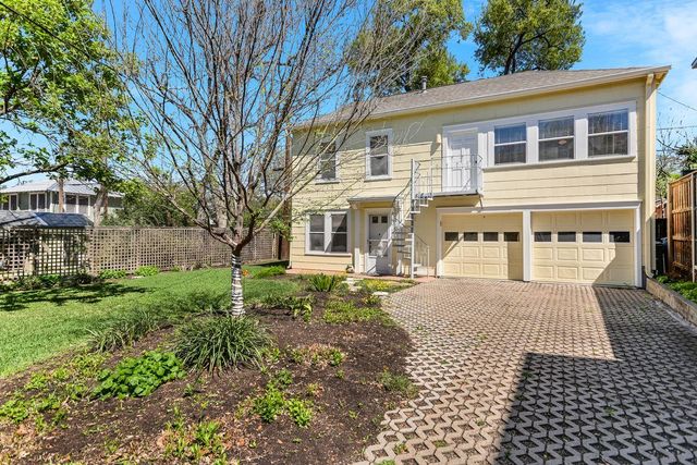 204 W 32nd ST, Austin, TX 78705