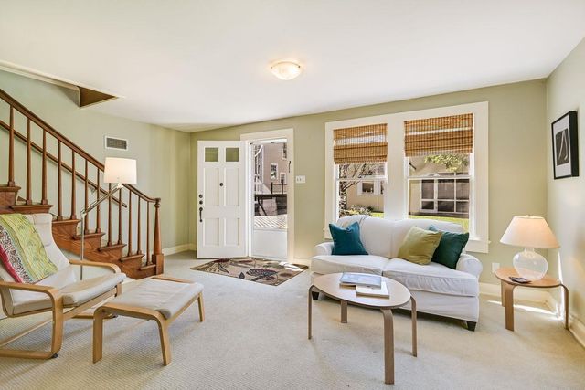 204 W 32nd ST, Austin, TX 78705