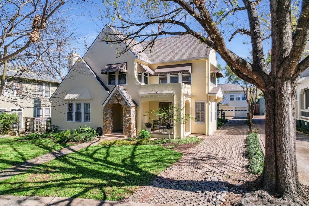 204 W 32nd ST, Austin, TX 78705