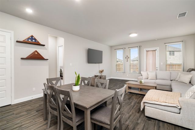 1213 Beach Boulevard, Sherman, TX 75090