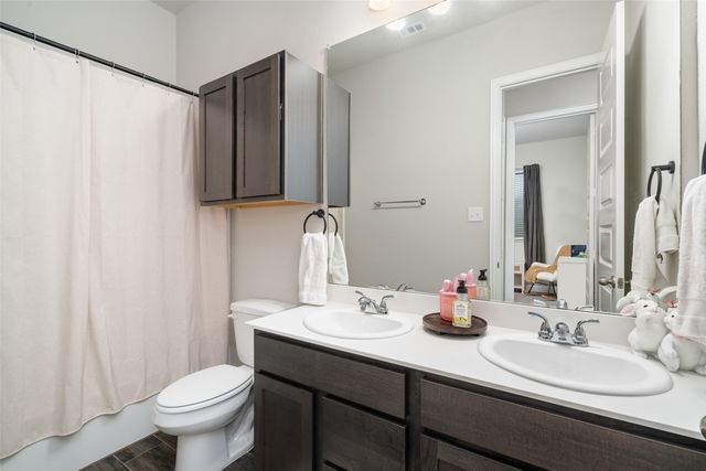 1213 Beach Boulevard, Sherman, TX 75090