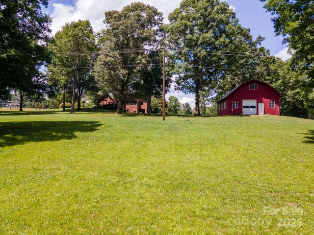 5567 Quail Creek Drive, Granite Falls, NC 28630