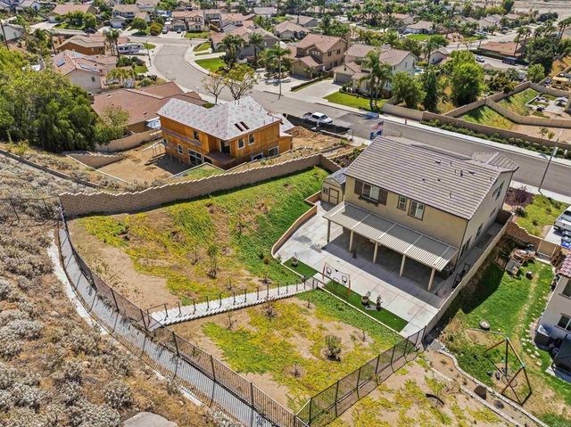 30012 Cabo Del Oeste, Highland, CA 92346