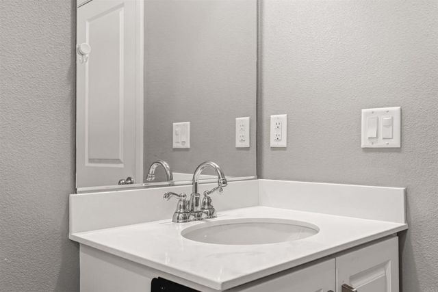 30012 Cabo Del Oeste, Highland, CA 92346